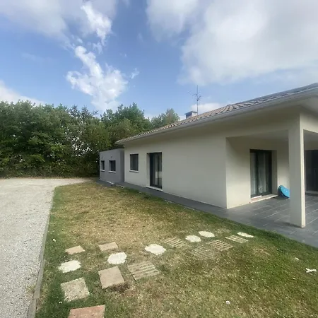 Ξενοδοχείο La Frontonnaise - D'architecte Nord Toulouse 3*